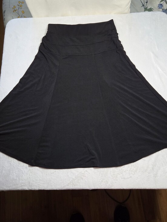 dressbarn Dresses & Skirts - Dressbarn Black Knit A-Line Midi Skirt Flared Panel Stretch Pull-On Size S